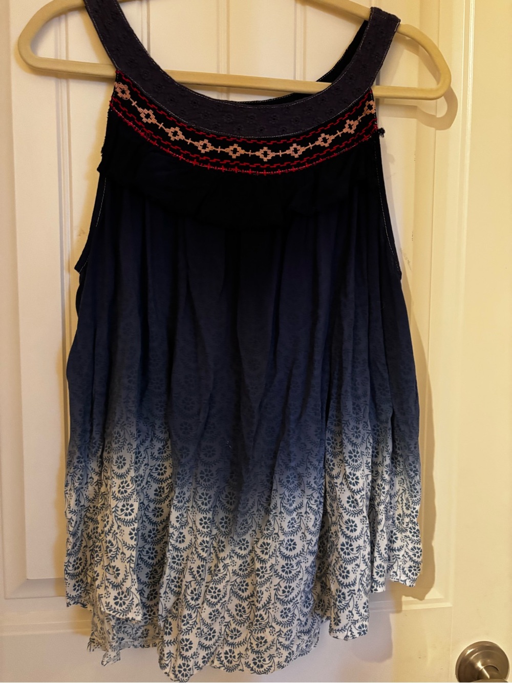 Women's Ombre Blue Printed flowing tank top